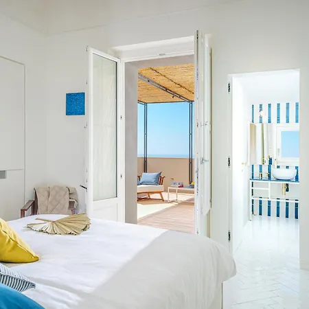 Romito - Sea View, Location