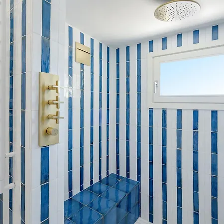 Romito - Sea View, Location